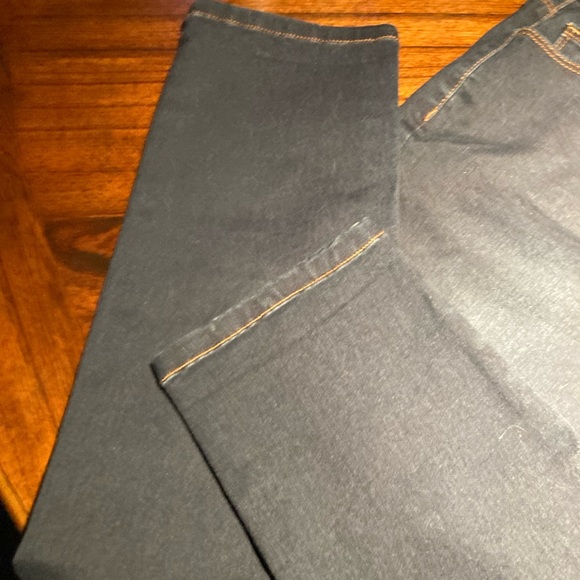 R Jeans Women’s Straight Leg Cotton Blend Jeans Size 31. Excellent Condition! - Picture 5 of 10